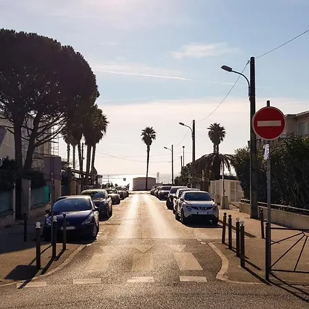 Plage A 50M - Appartement Terrasse Vue Mer & Garage Ferme Apartment *