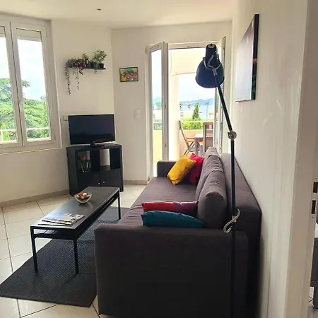 Plage A 50M - Appartement Terrasse Vue Mer & Garage Ferme Apartment